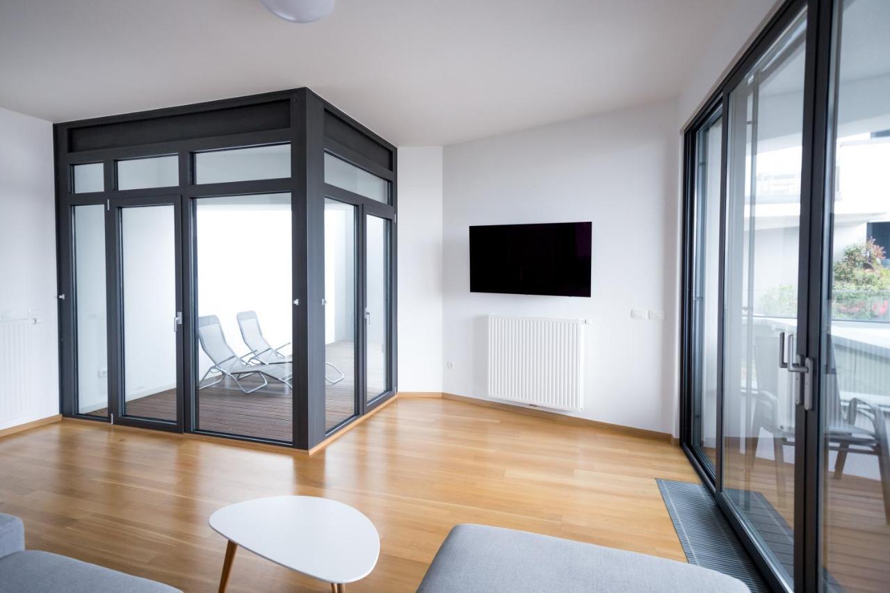 Auredius Deluxe Sea Apartment โคเปร์ ภายนอก รูปภาพ