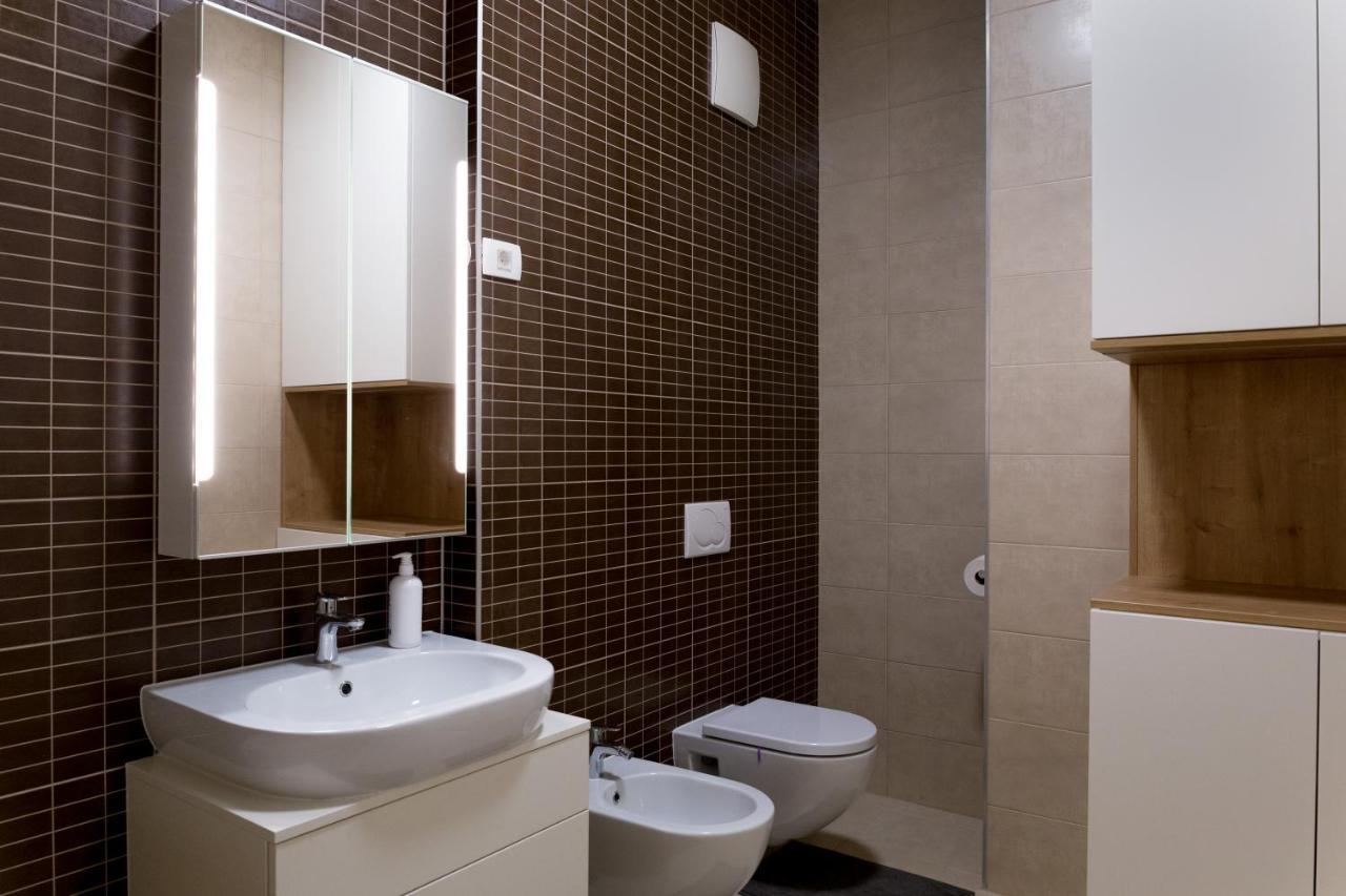 Auredius Deluxe Sea Apartment โคเปร์ ภายนอก รูปภาพ